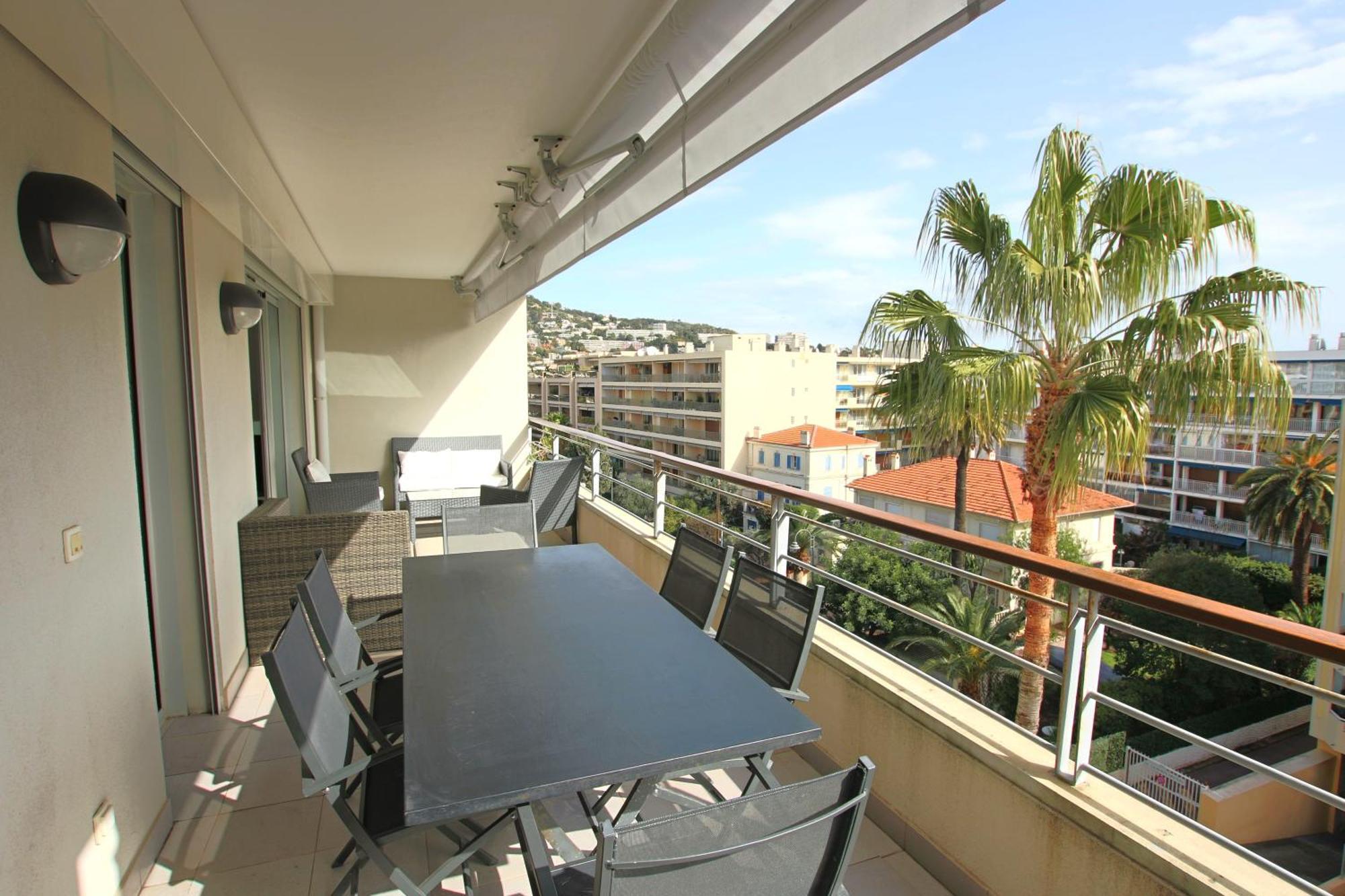Fully Equipped Apartment With Large Terrace Lounge Area Cannes Exterior foto