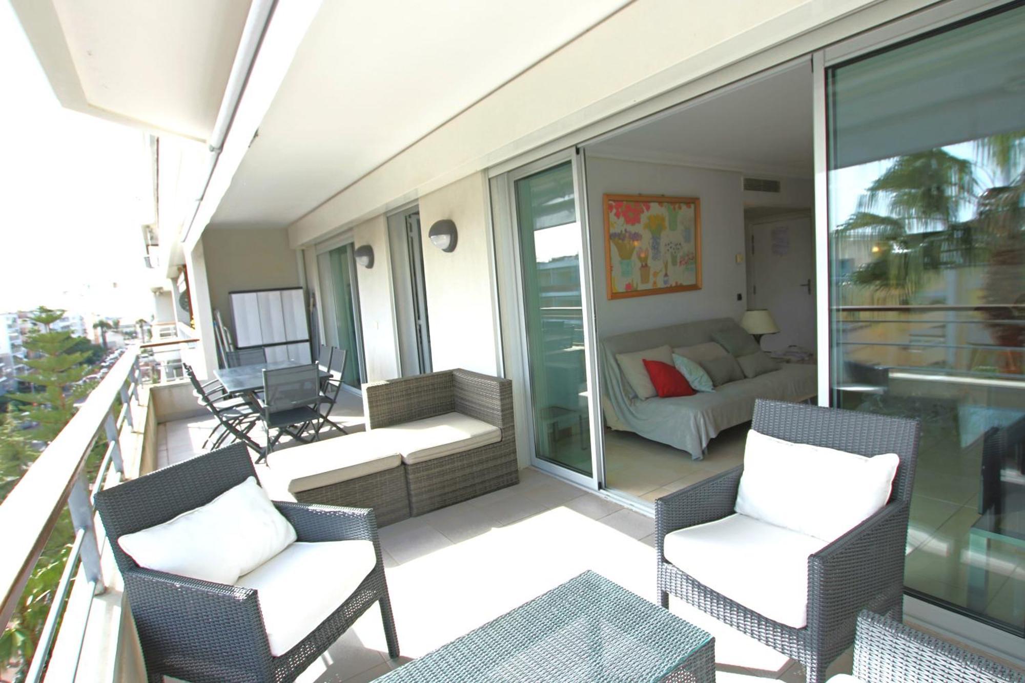 Fully Equipped Apartment With Large Terrace Lounge Area Cannes Exterior foto